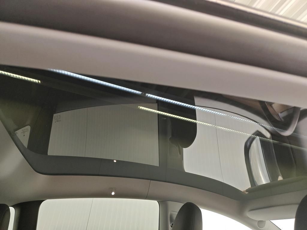 Tesla Model Y Long Range 351pk AWD 93% SoH [ TREKHAAK+