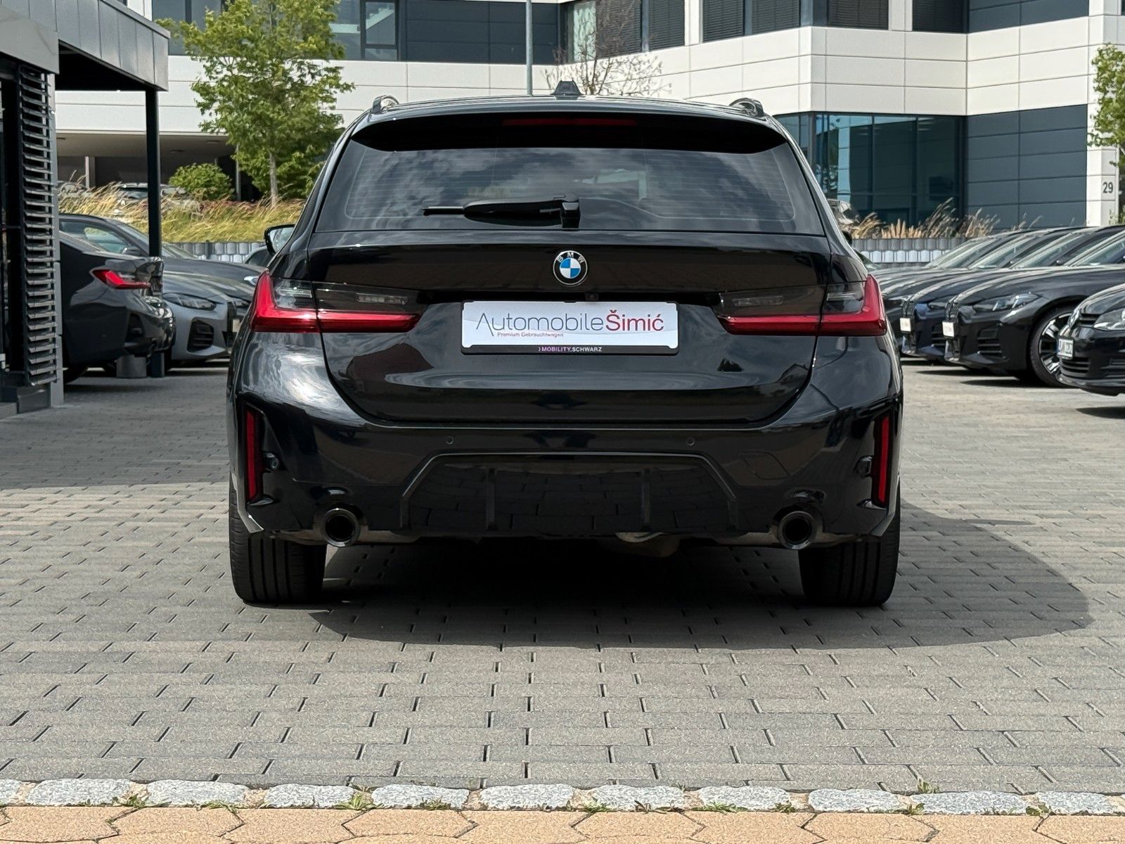 BMW 320d xD M Sport HuD AHK hifi StHzg 360° memory
