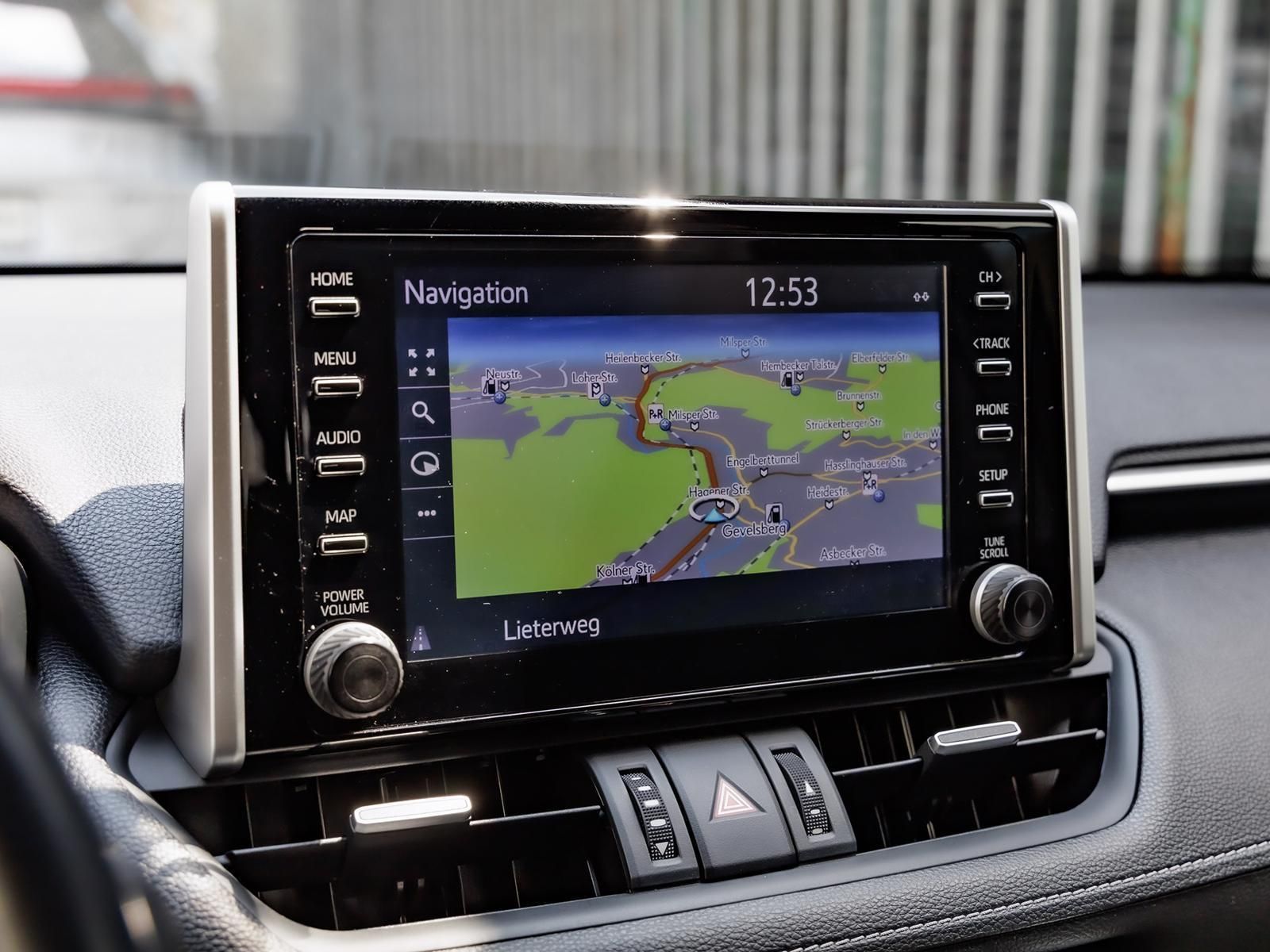 Toyota RAV 4 2.5 Hybrid Club - Samsaru's Car Outlet