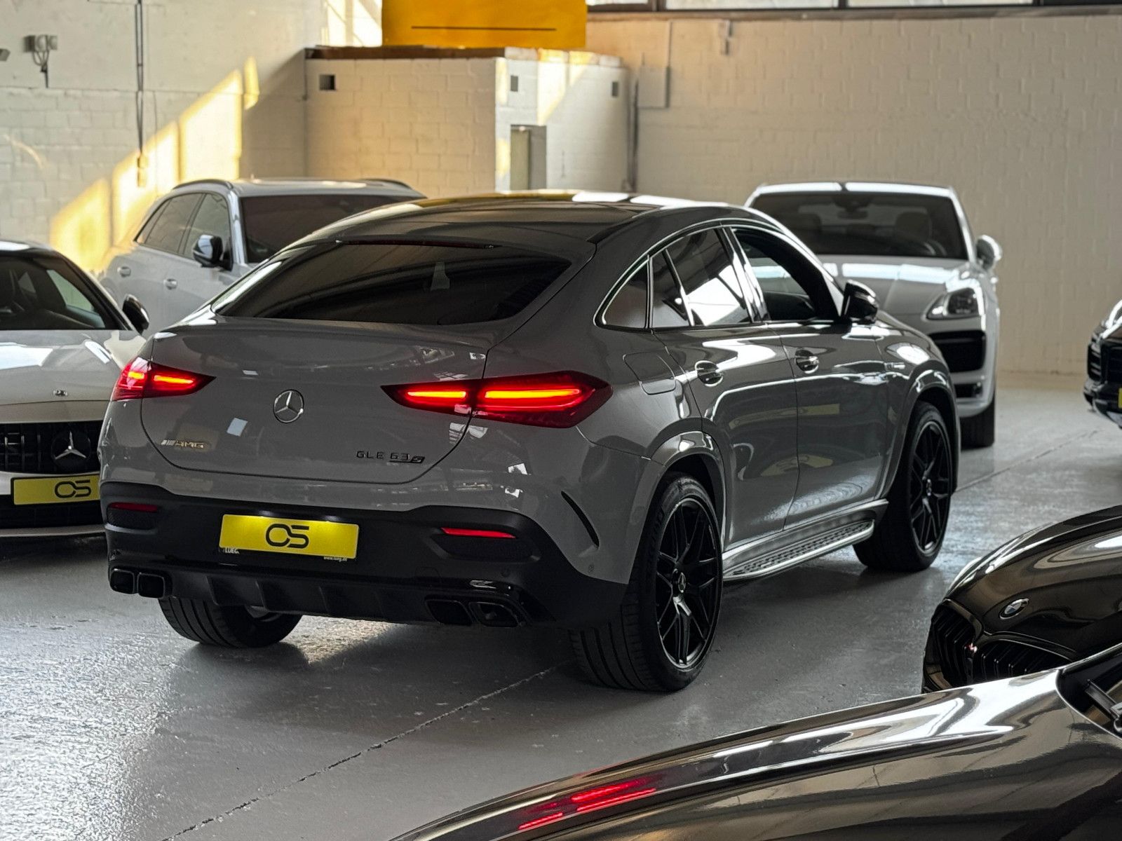 Mercedes-Benz GLE 63 S AMG 4Matic+ Coupe*Alpingrau*Carbon