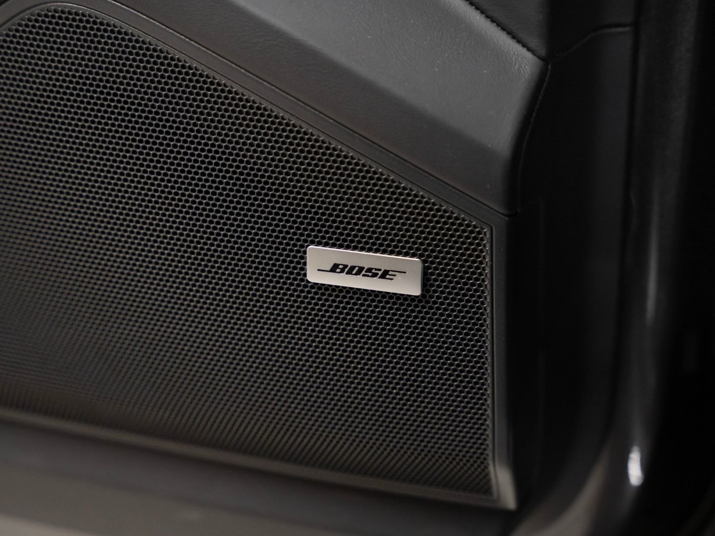 Porsche Cayenne S Coupe PASM PDCC BOSE InnoDrive