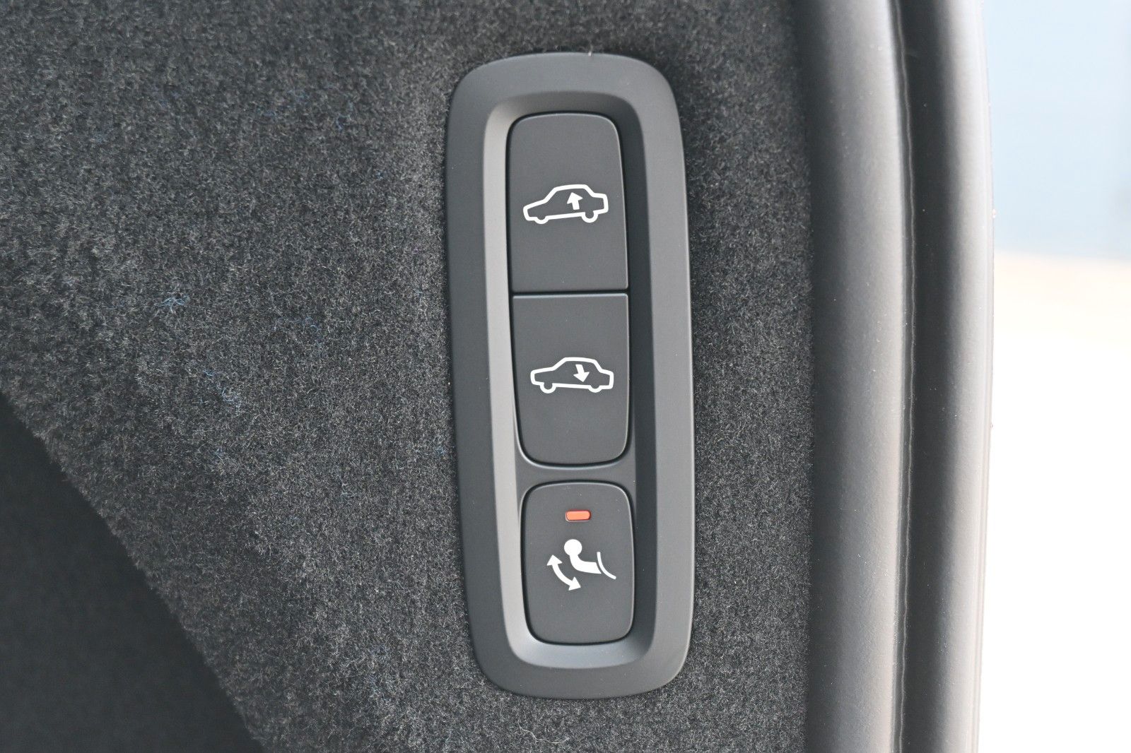 Volvo XC90 B5D AWD Inscription*LUFT*STDHZG*360*AHK*ACC