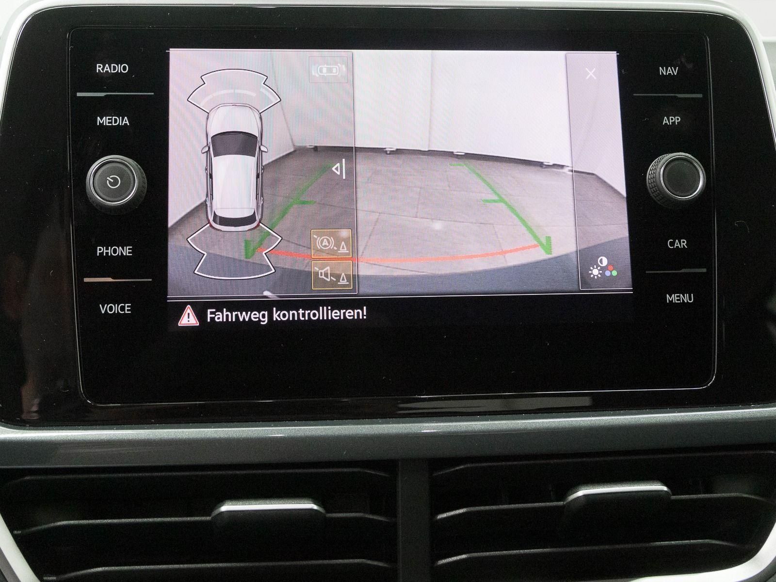 Volkswagen T-Roc 1.5 TSI DSG STYLE - Samsaru's Car Outlet