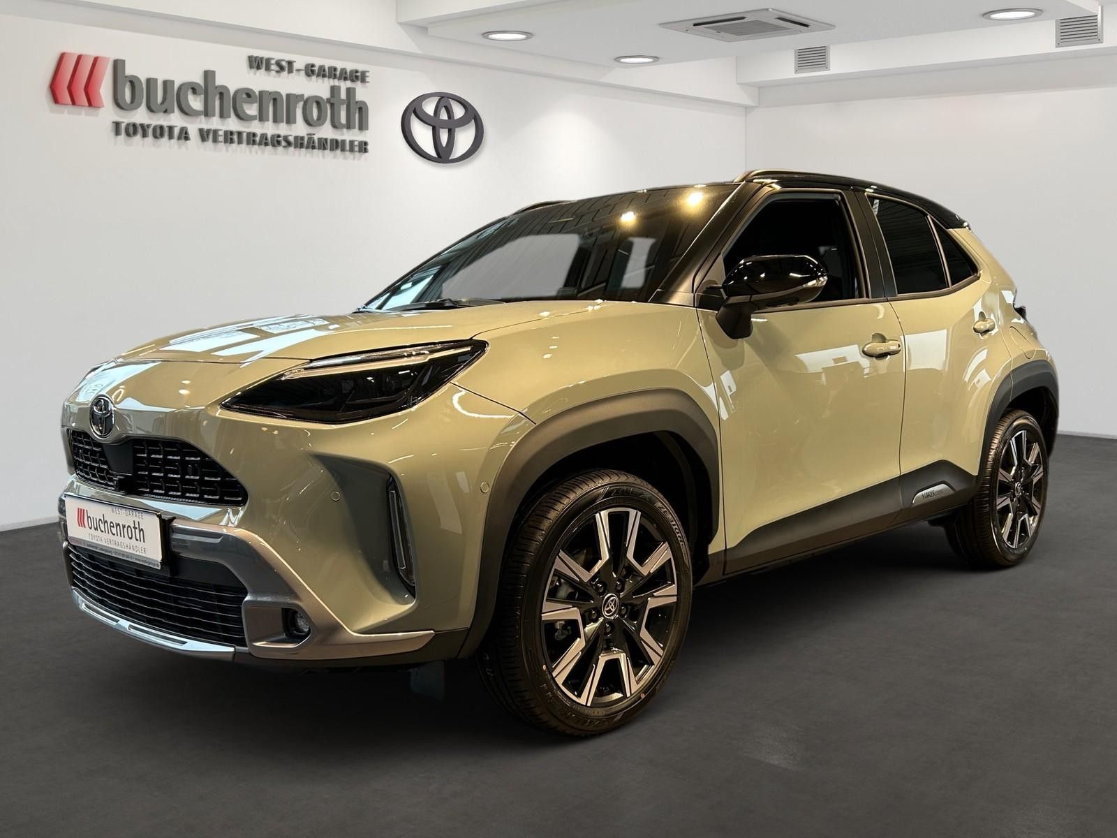 Toyota Yaris Cross Hybrid FWD Style Plus + Head Up + JB