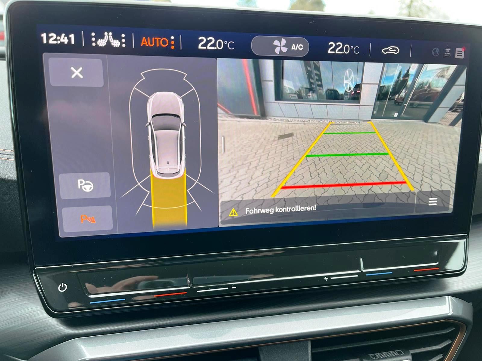 Cupra Formentor VZ 2,0 TSI 4Drive DSG AHK Navi el Heck