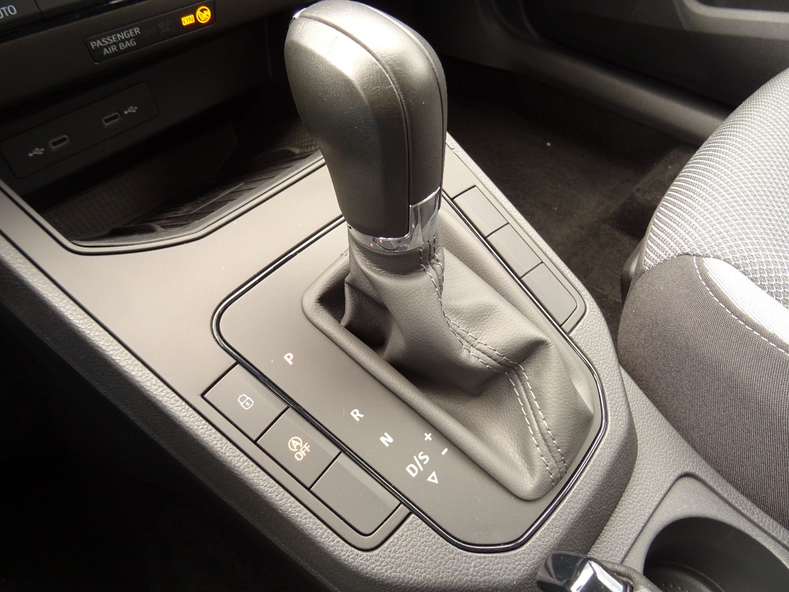 Seat Ibiza 1.0 TSI Style DSG - Samsaru's Car Outlet
