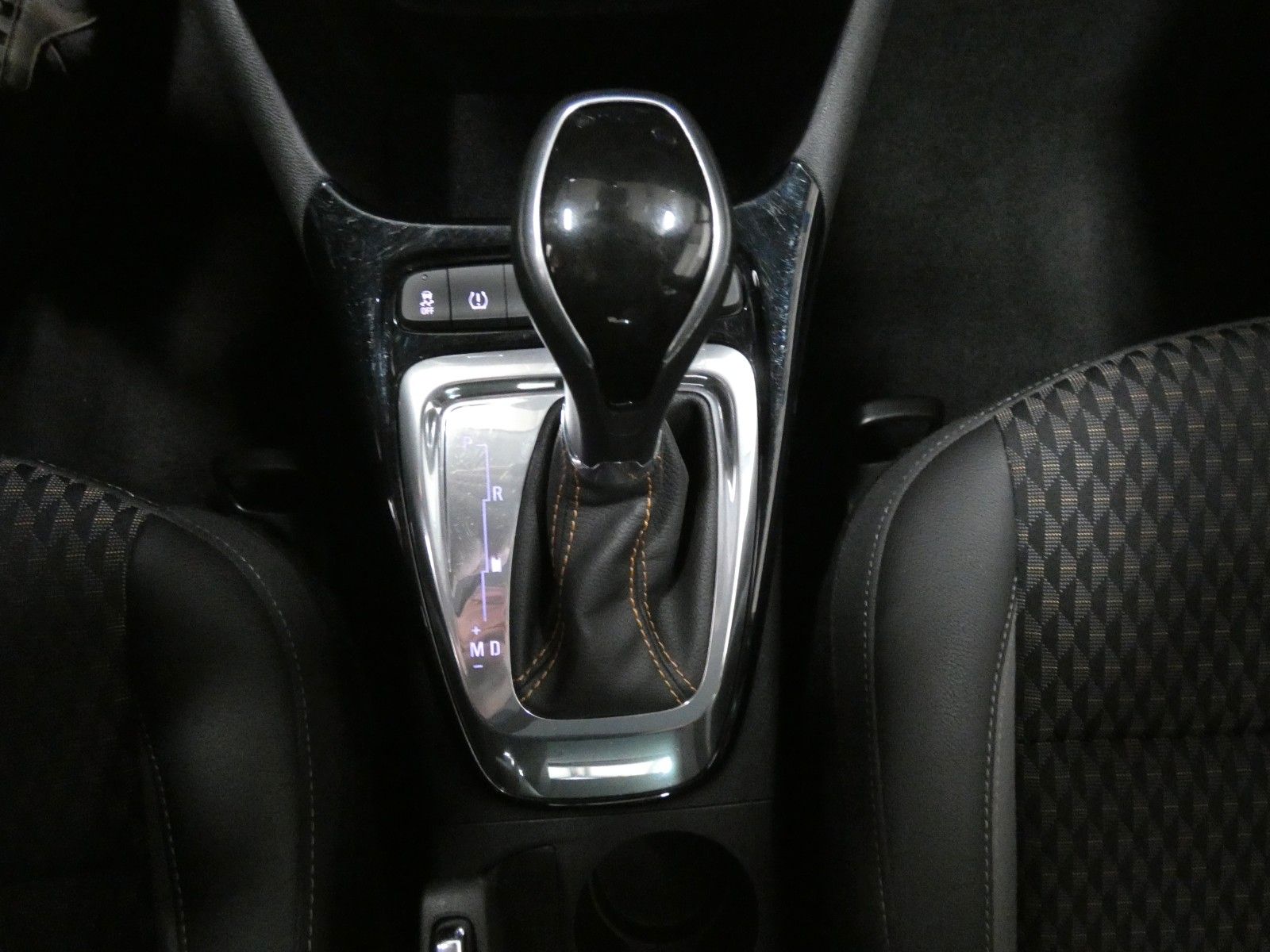 Opel Crossland - Samsaru's Car Outlet