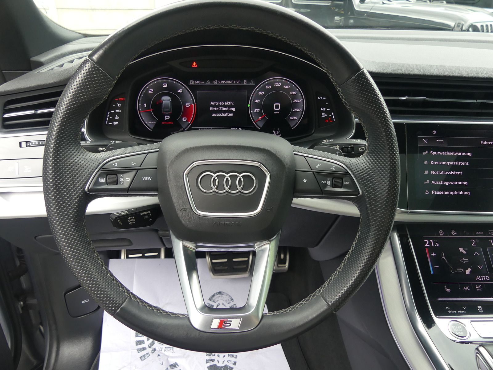 Audi Q8 50 TDI Quattro S Line PANO/MATRIX/AHK/STHZ/AI