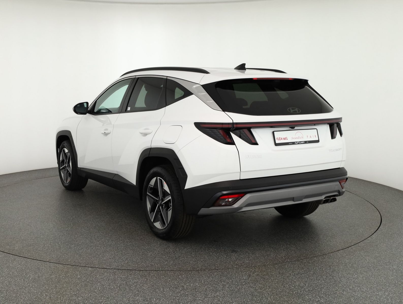 Hyundai Tucson 1.6T-GDI - Samsaru's Car Outlet