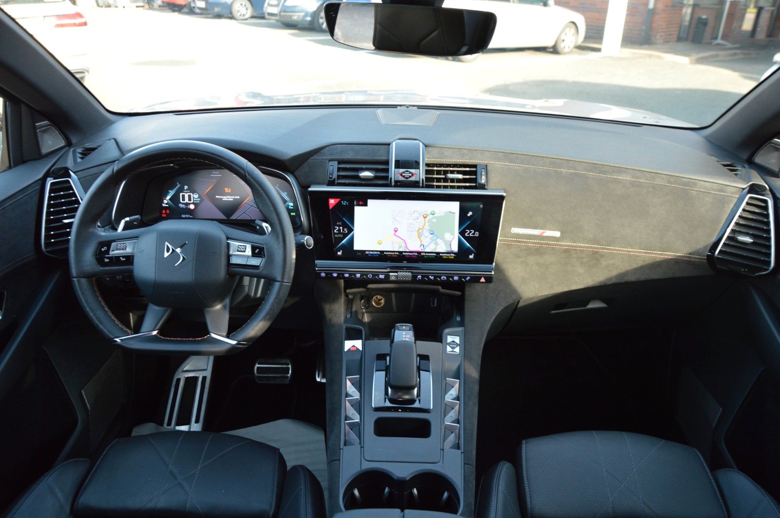 DS Automobiles DS 7 E-Tense 4x4 Perf."PANO"FOCAL"KEYLESS"KAMERA
