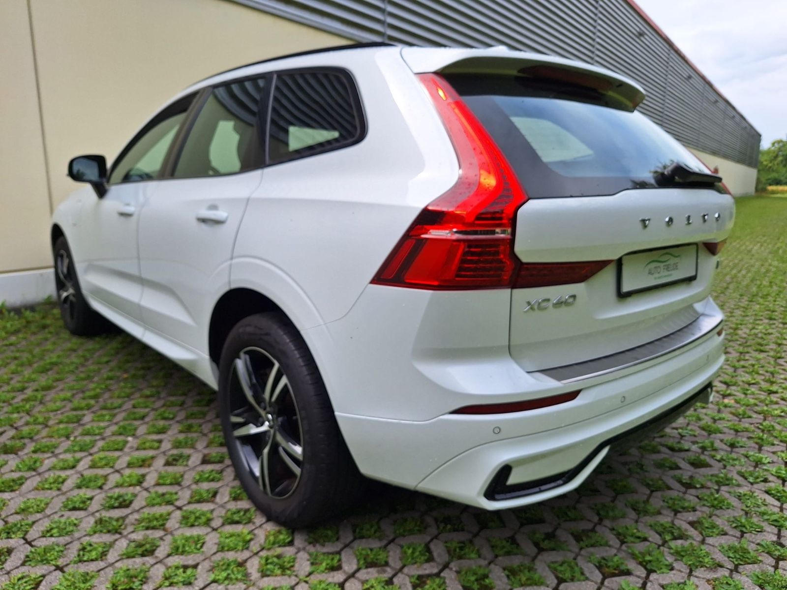 Volvo XC 60 R Design Plug-In Pano. Kamera AHK AWD