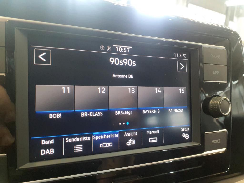 Volkswagen T-Roc 1.0 TSI - Samsaru's Car Outlet