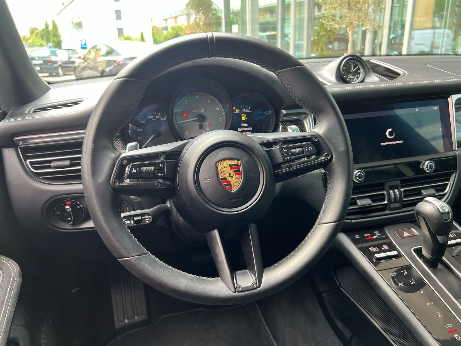 Porsche Macan GTS - Samsaru's Car Outlet