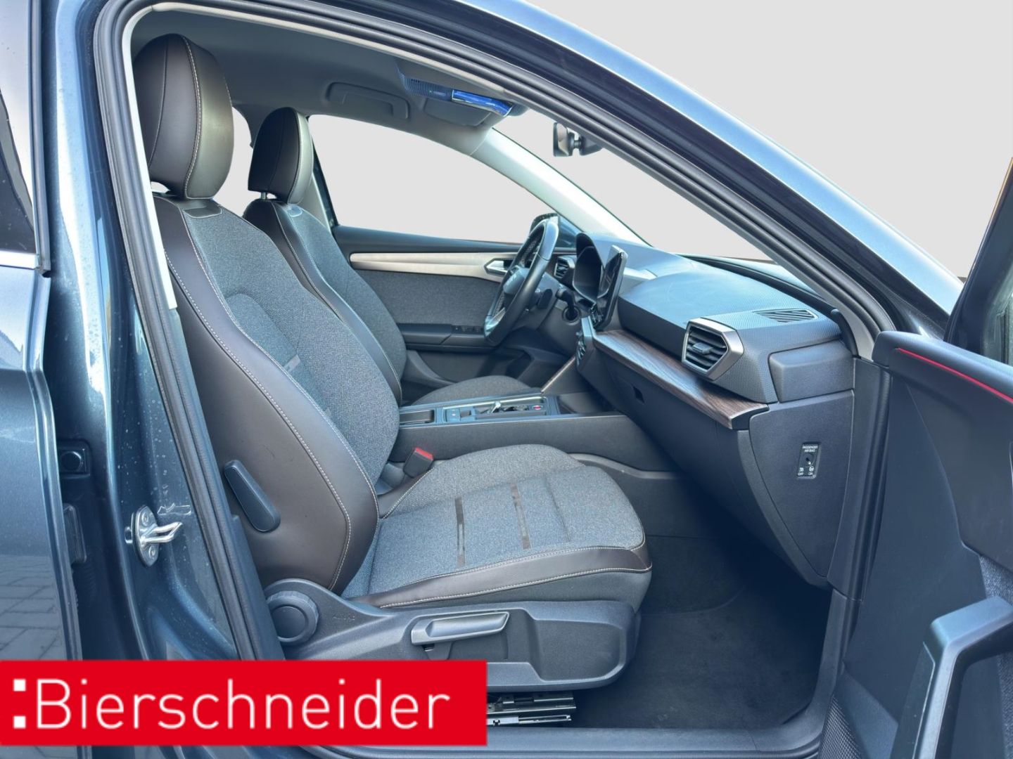 Seat Leon SP 2.0 TDI DSG Xcellence AHK KAMERA LED NAV