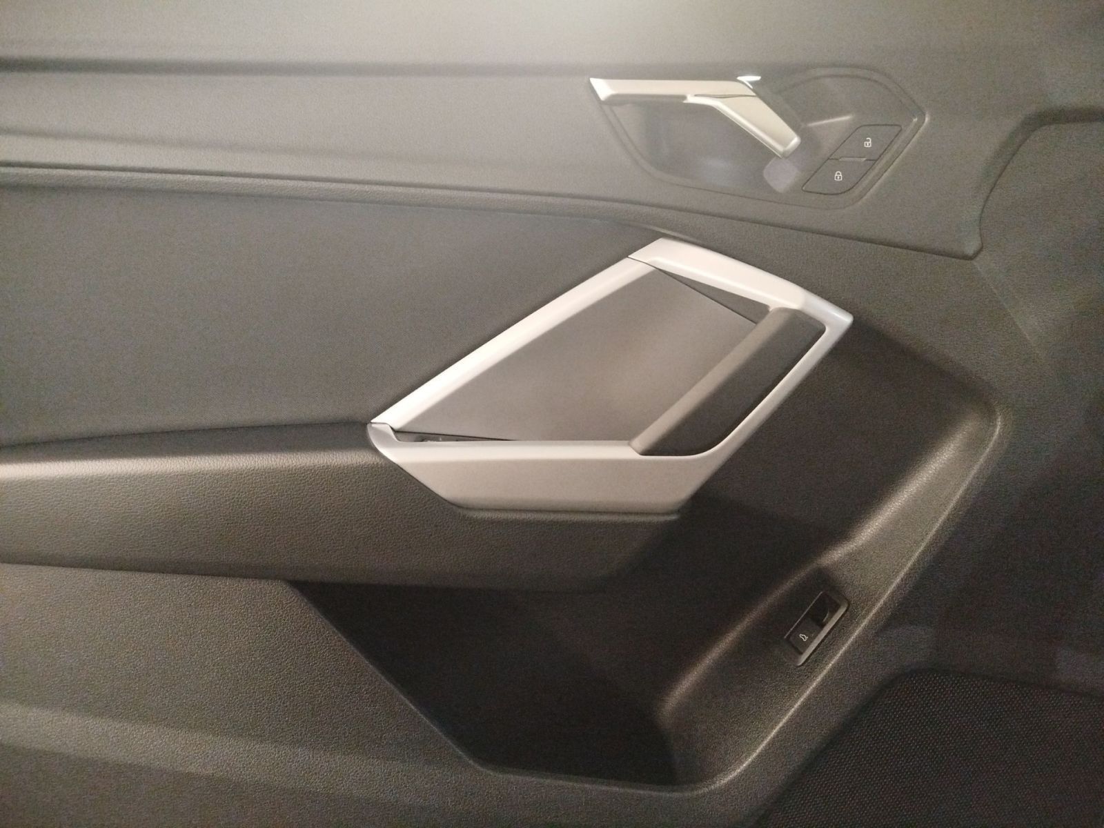 Audi Q3 40 TDI quattro advanced S tronic - Samsaru's Car Outlet