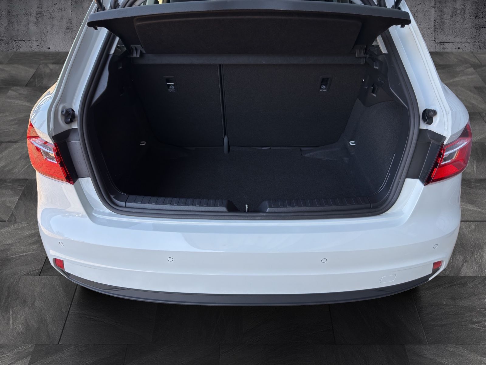 Audi A1 Sportback 30 TFSI S-Tronic Sport - Samsaru's Car Outlet