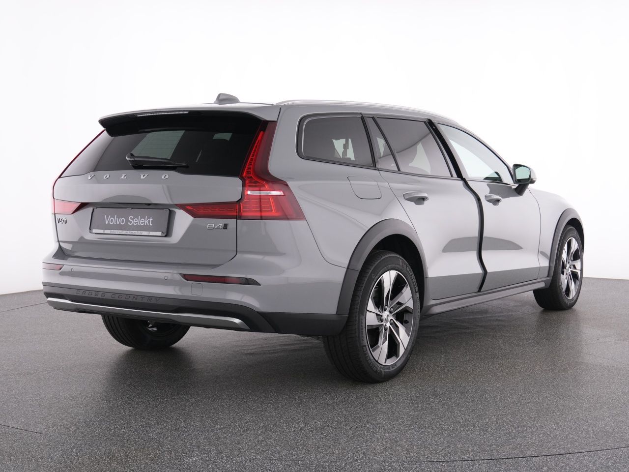 Volvo V60 Cross Country B4 AWD PLUS FAP+WINTERPAK