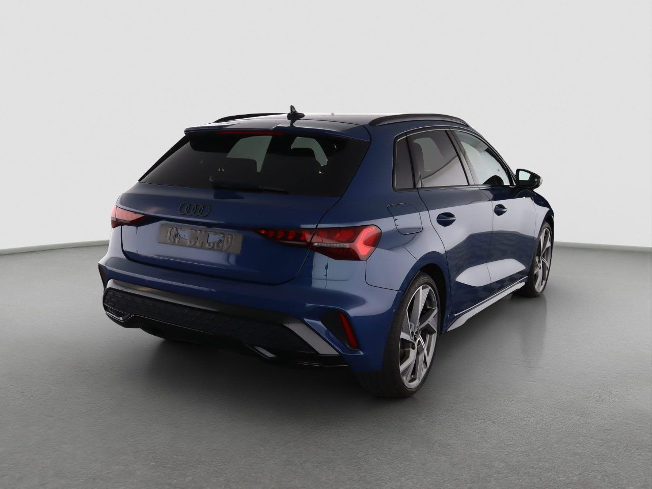 Audi A3 Sportback S line 35 TFSI S-tronic - Samsaru's Car Outlet
