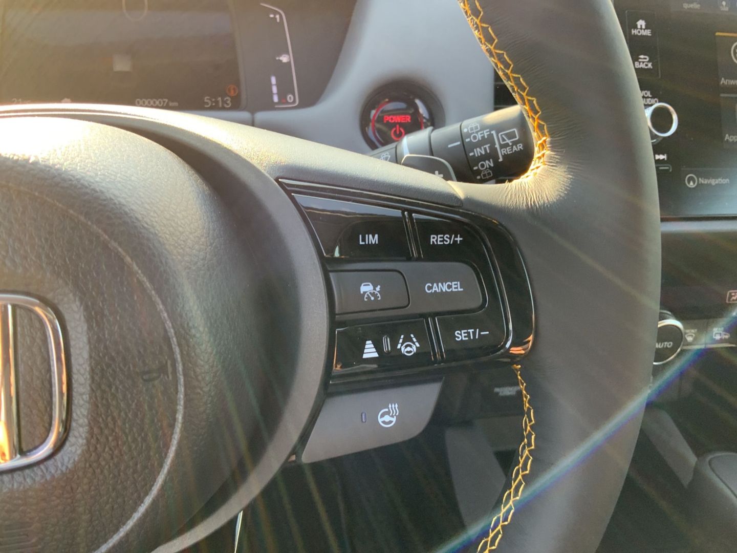 Honda Jazz Hybrid Advance Sport Navi LED ACC Apple Car