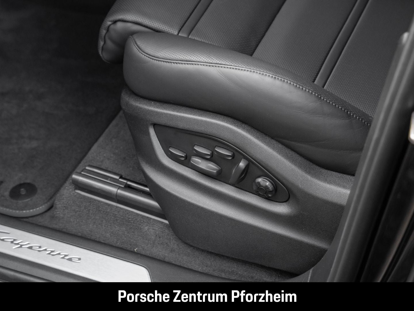 Porsche Cayenne E-Hybrid Coupe BOSE Luftfederung LED
