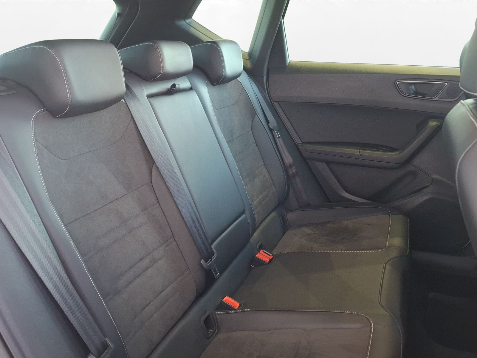 Seat Ateca 2.0 TDI DSG 4Drive Xperience AHK*Pano*Kam