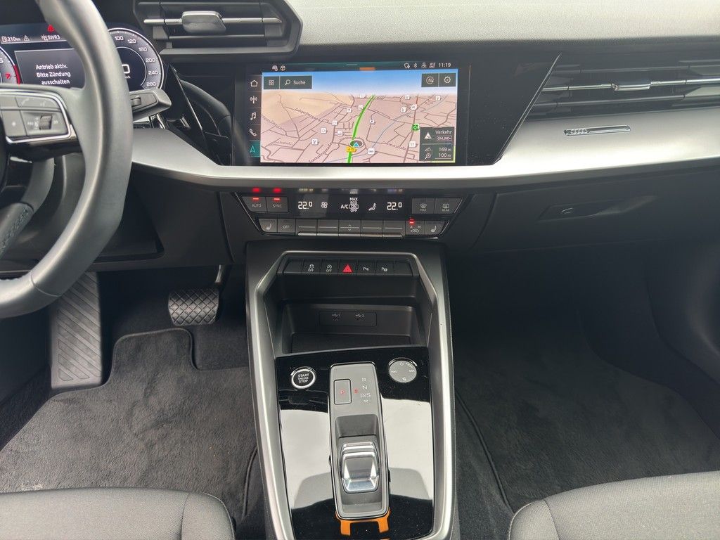 Audi A3 Sportback Advanced 30TFSI S-Tr. Navi ACC