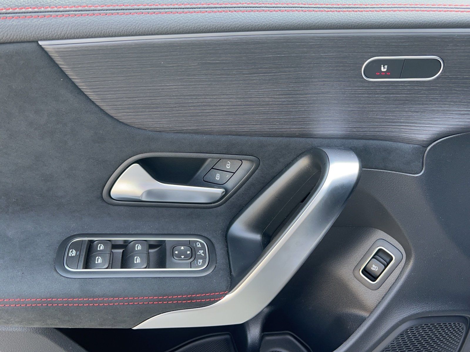 Mercedes-Benz CLA 250 4M Shooting Brake AMG - Samsaru's Car Outlet