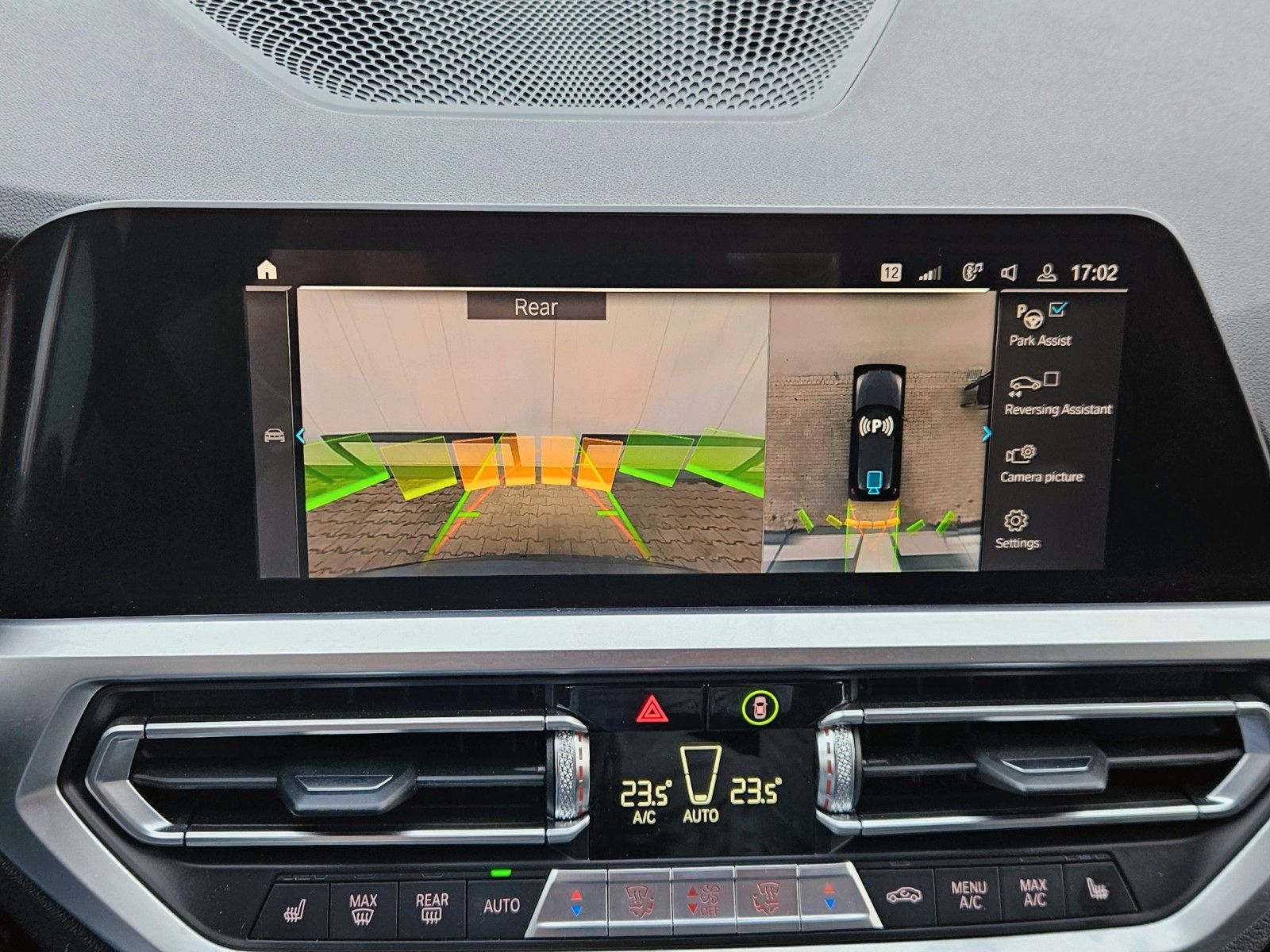 BMW 330e*LCProf*M-SPORT*HUD*ACC*PARKASS+*KEYLESS GO