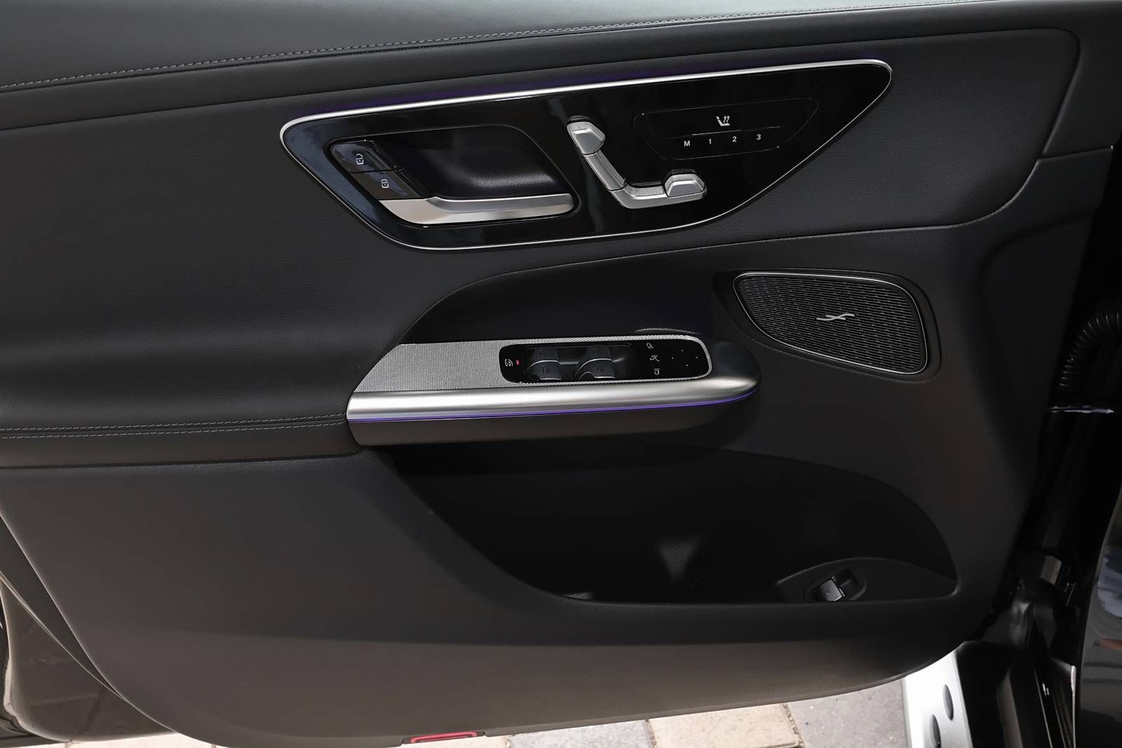 Mercedes-Benz GLC 300 4M AMG 360°+DIG-LED+Pano+AHK+Distronic