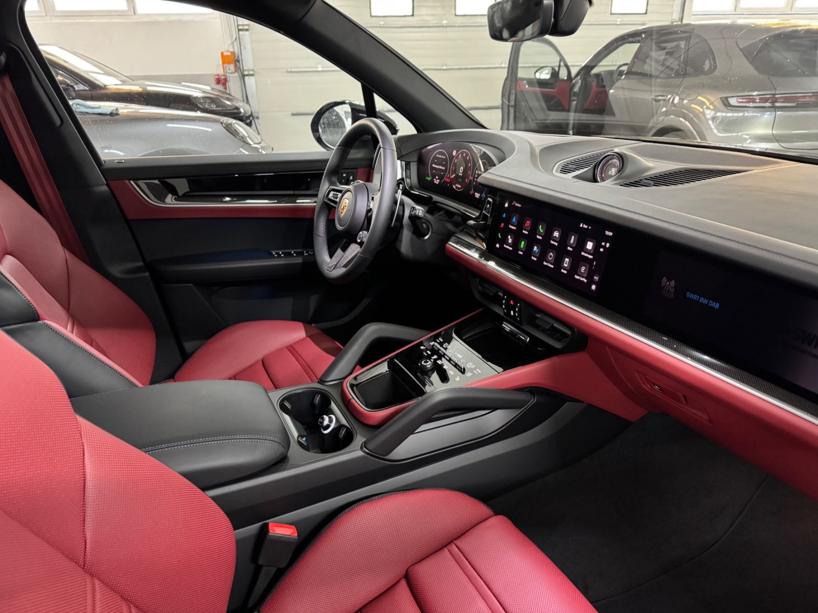 Porsche Cayenne E-Hybrid /Mod.2025/Sport Paket Lp160.500