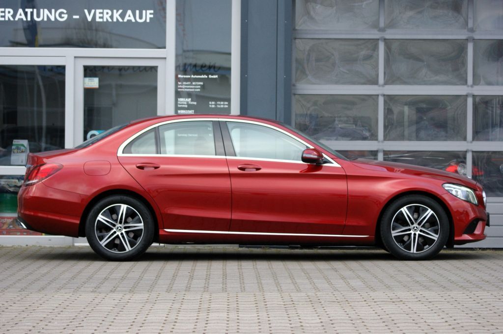 Mercedes-Benz C 200 d Avantgarde - Samsaru's Car Outlet