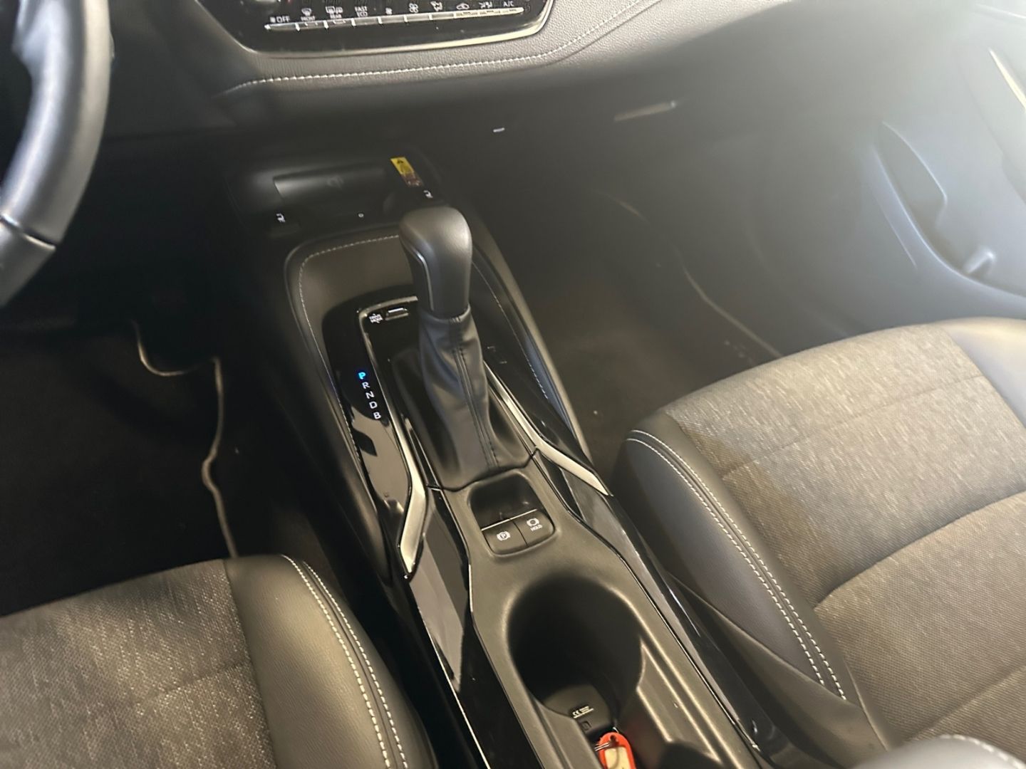 Toyota Corolla 1.8 Hybrid TS Team D *Bi-LED*ACC*CAM*SHZ