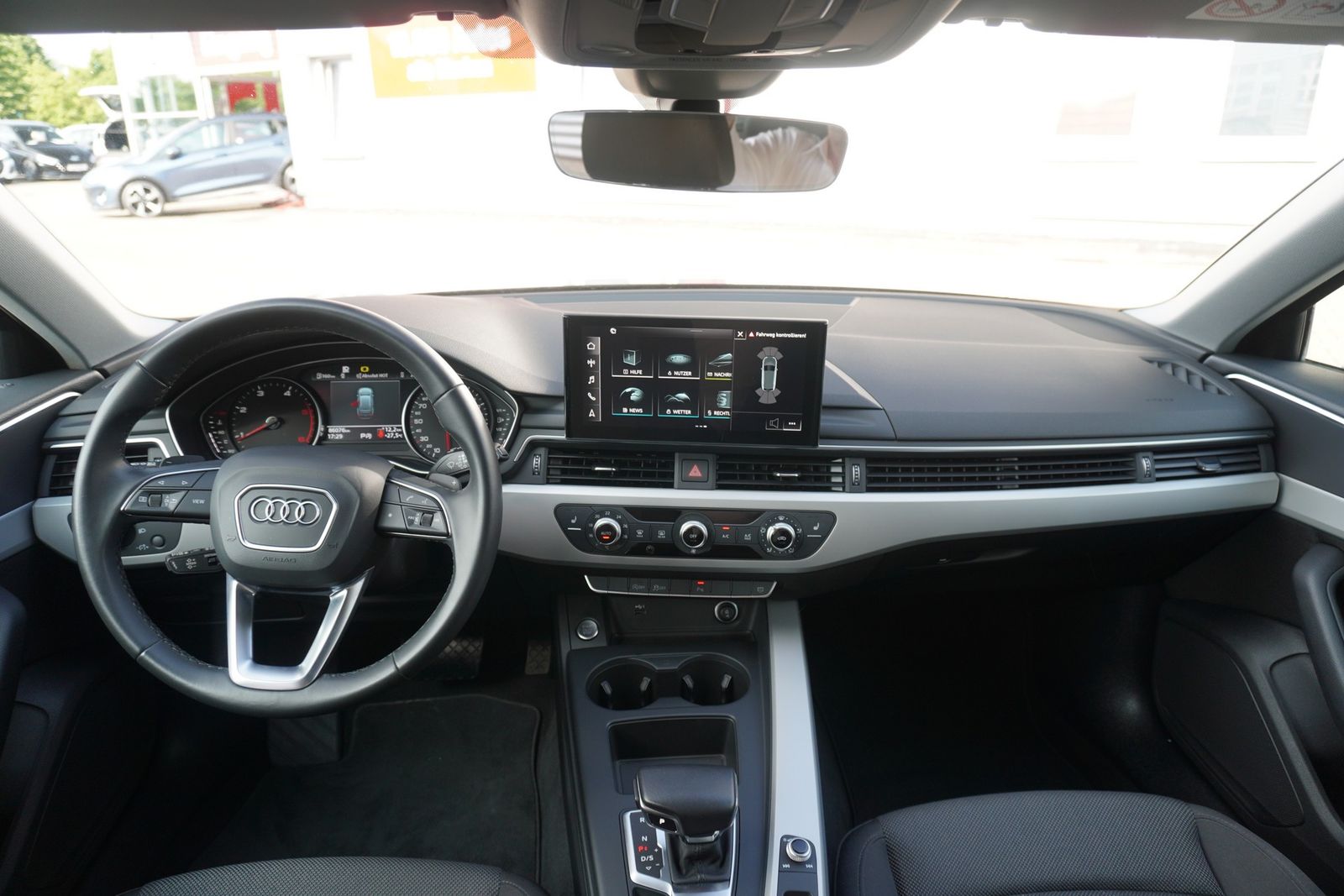 Audi A4 35 2.0 TDI Avant - Samsaru's Car Outlet