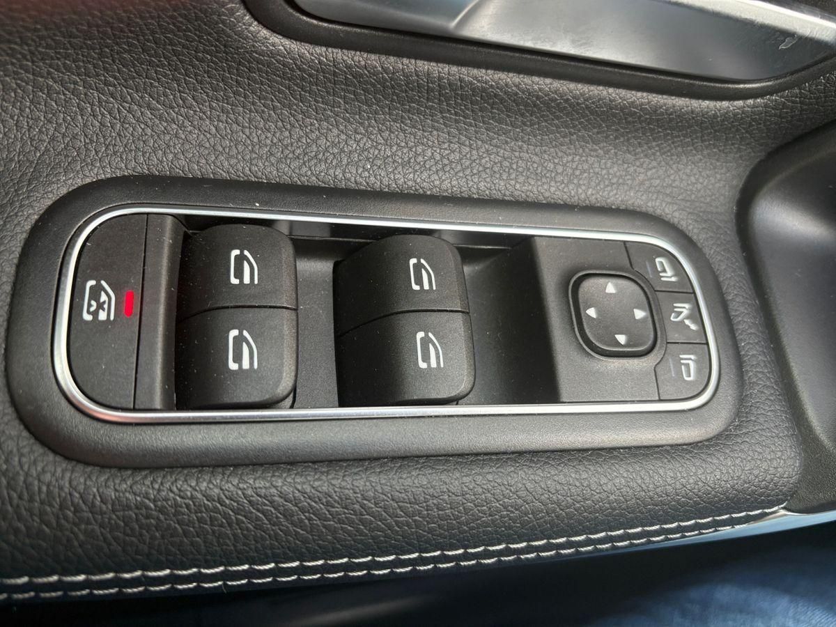 Mercedes-Benz A 200 - Samsaru's Car Outlet