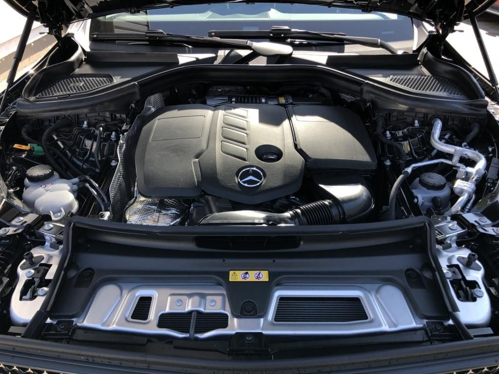 Mercedes-Benz GLC 300 de 4MATIC +MBUX+AMG+Pano+AHK+W-Paket+ACC