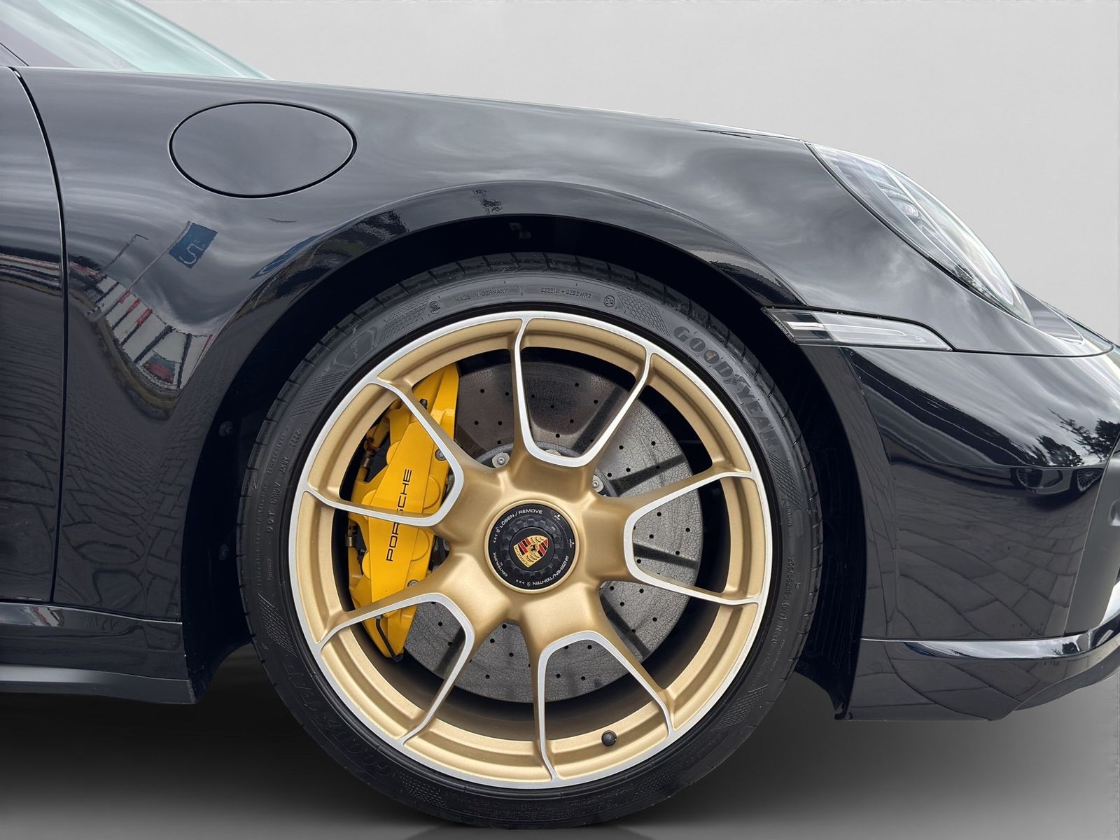Porsche 911 Turbo S Glasdach Matrix LED Bose 360° Kamera