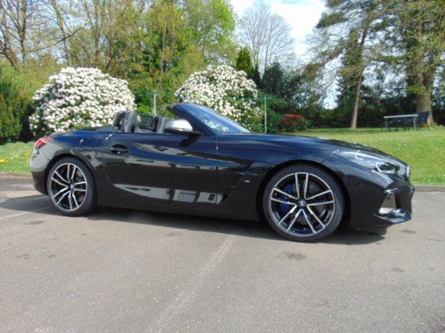 BMW Z4 M 40i - Samsaru's Car Outlet