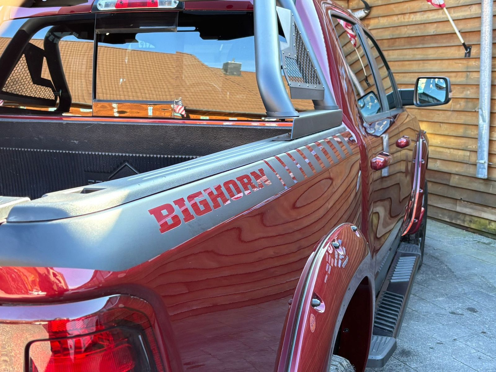 Dodge RAM 1500 5,7L BigHorn Crew Cab LED AHK 4x4