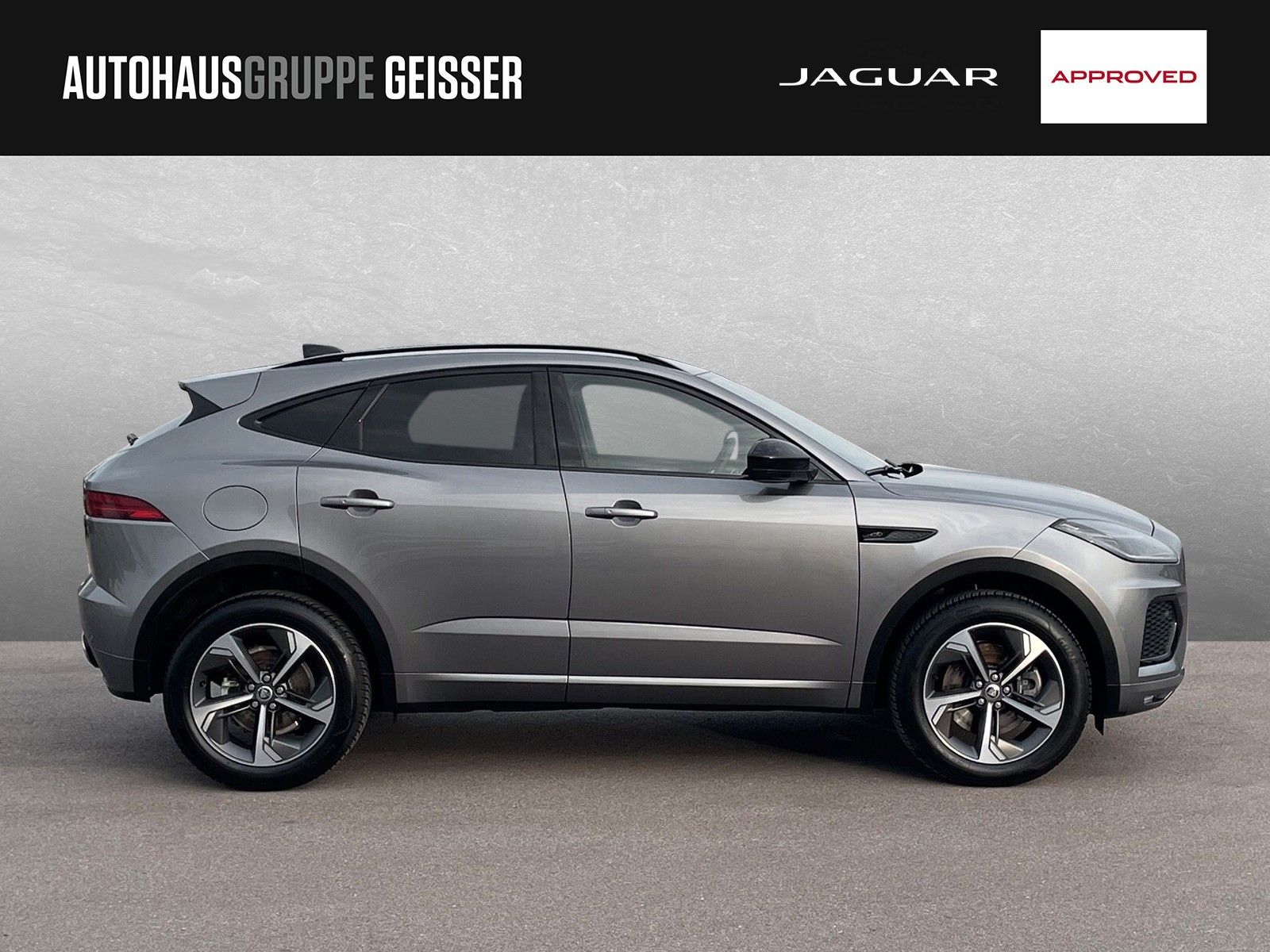 Jaguar E-Pace P250 AWD R-DYNAMIC SE  ACC LED