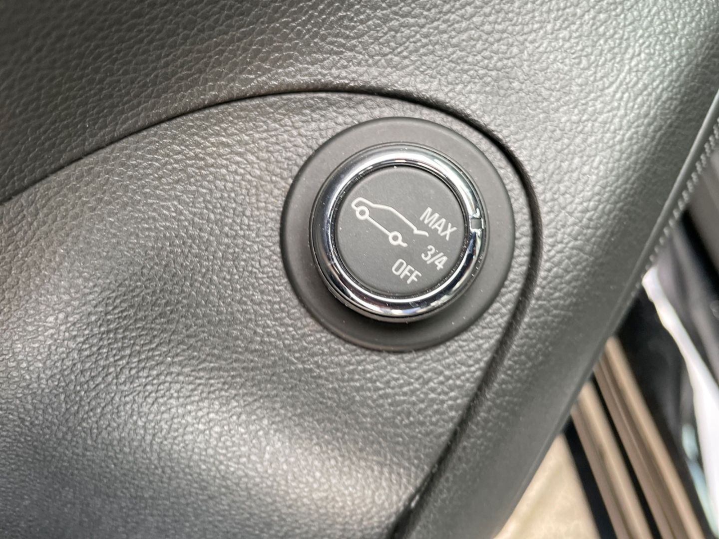 Opel Astra ST Business Elegance 1.5D - Samsaru's Car Outlet
