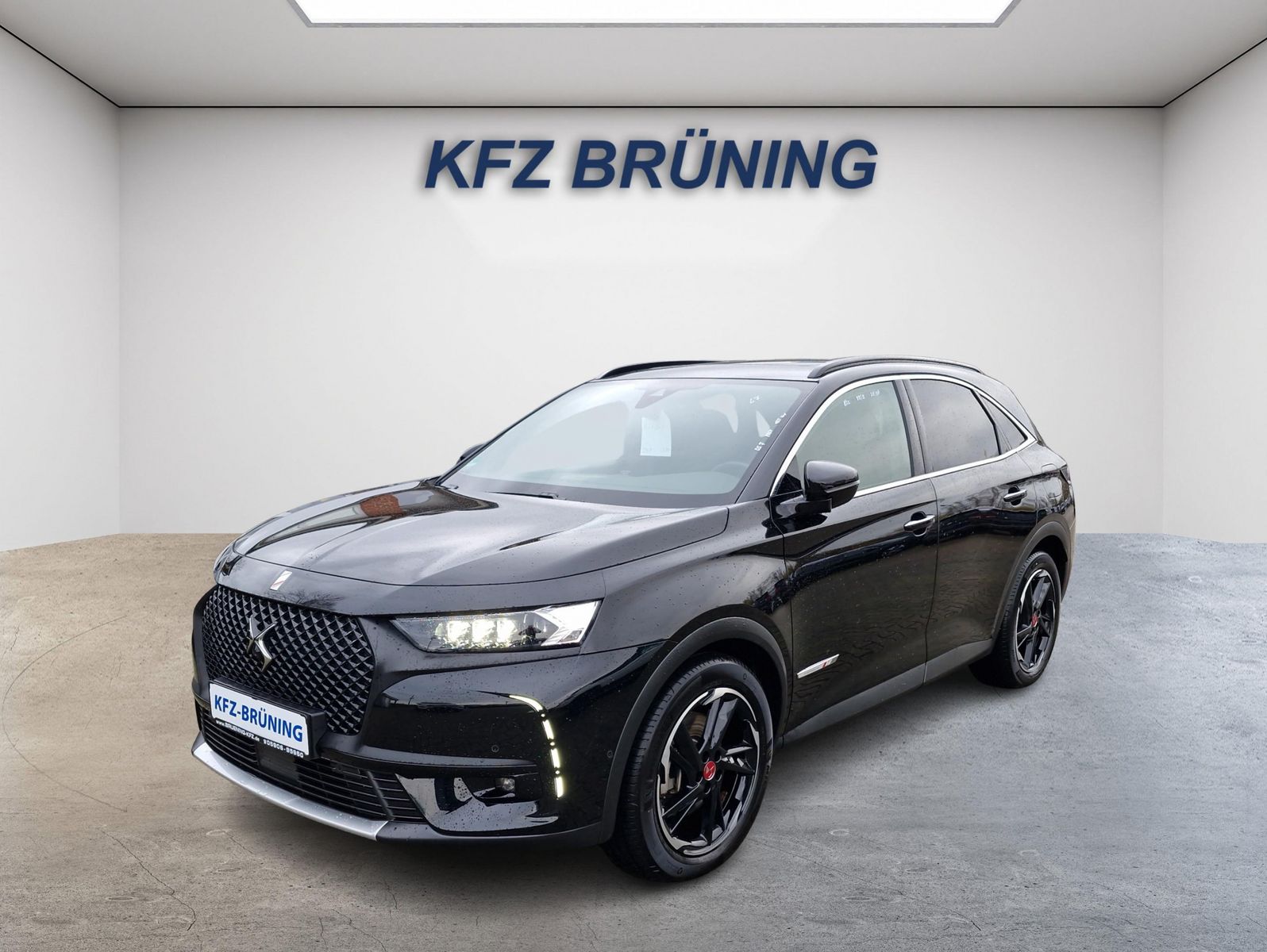 DS Automobiles DS7 Crossback PHEV 225 e-AT Performance Line Nav