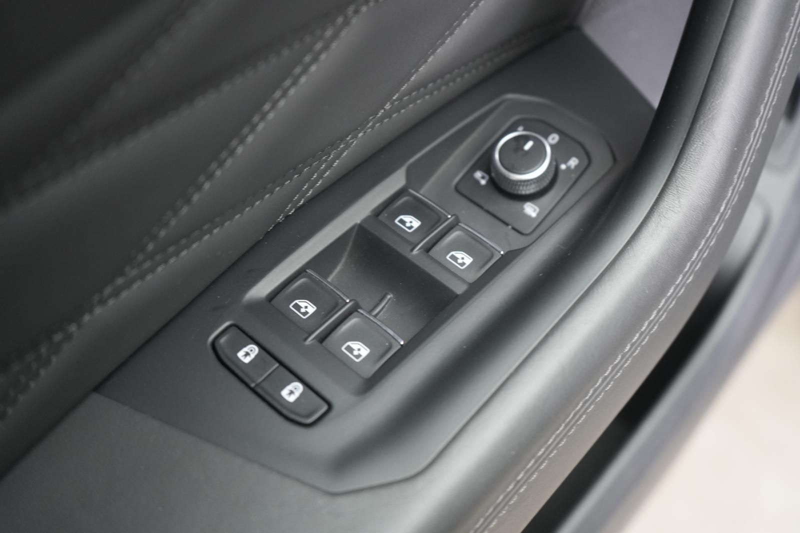 Volkswagen Touareg R 3.0 V6 e-Hybrid 4Motion Leder/ACC/Kame