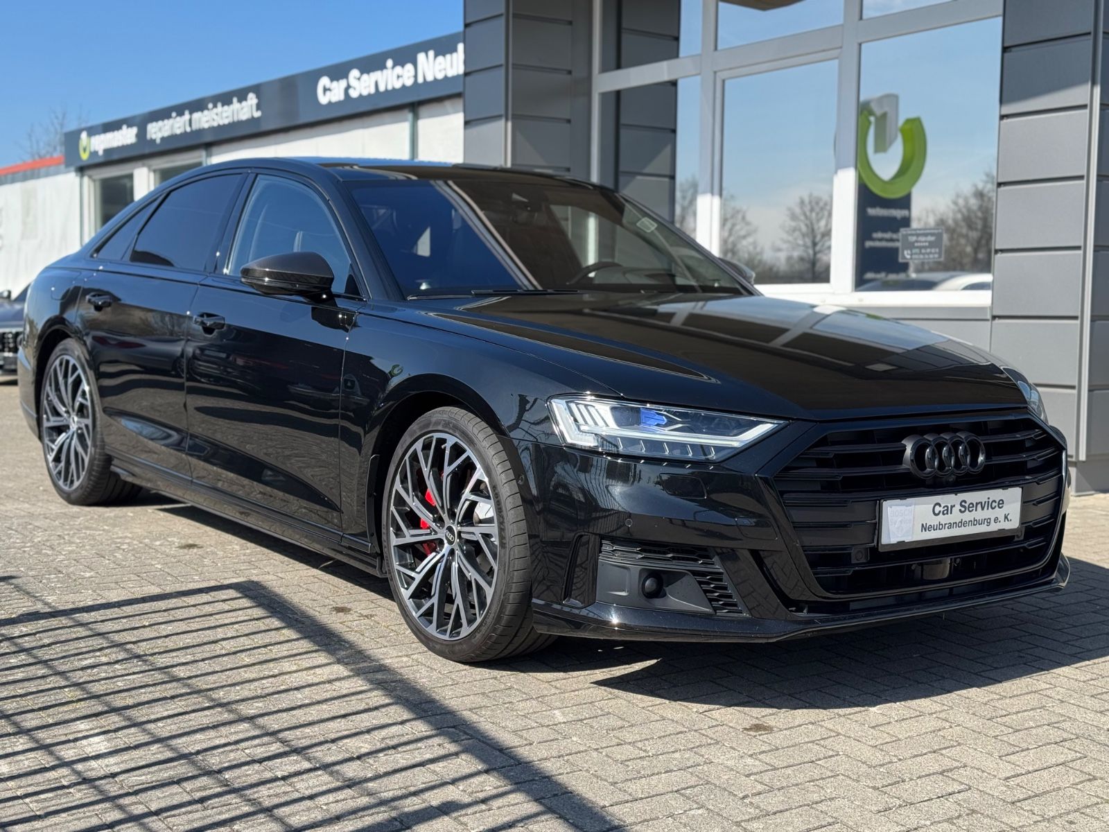 Audi A8L 60 TFSI quattro EXCLUSIVE - Samsaru's Car Outlet