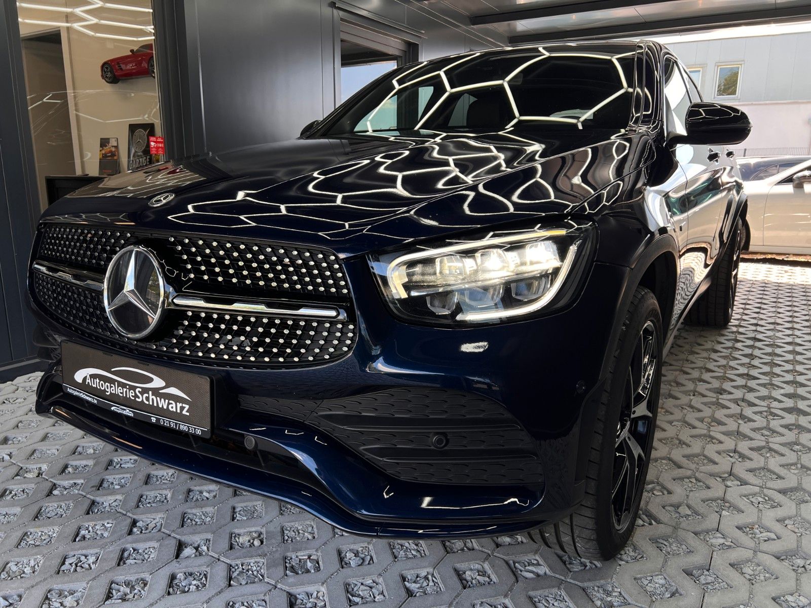 Mercedes-Benz GLC 300e 4M Coupé AMG - Samsaru's Car Outlet