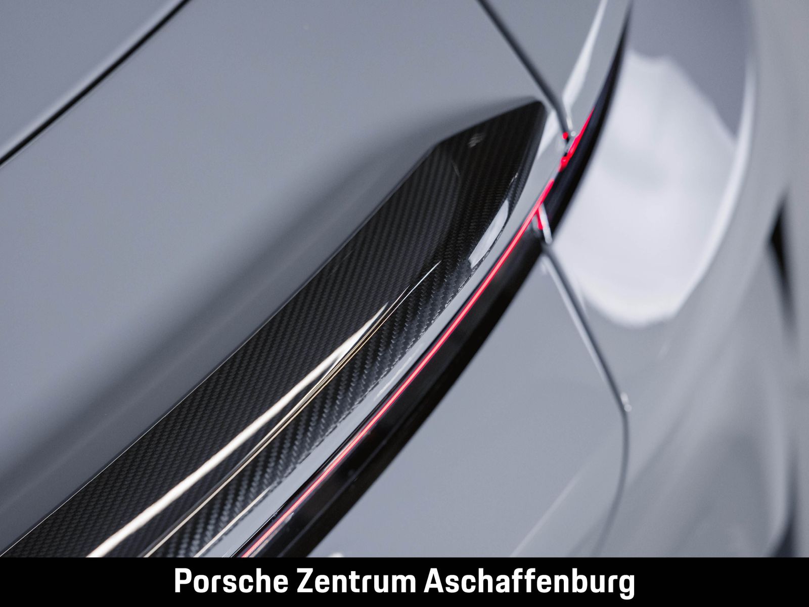 Porsche Taycan Turbo GT PTS 18 Wege Burmester