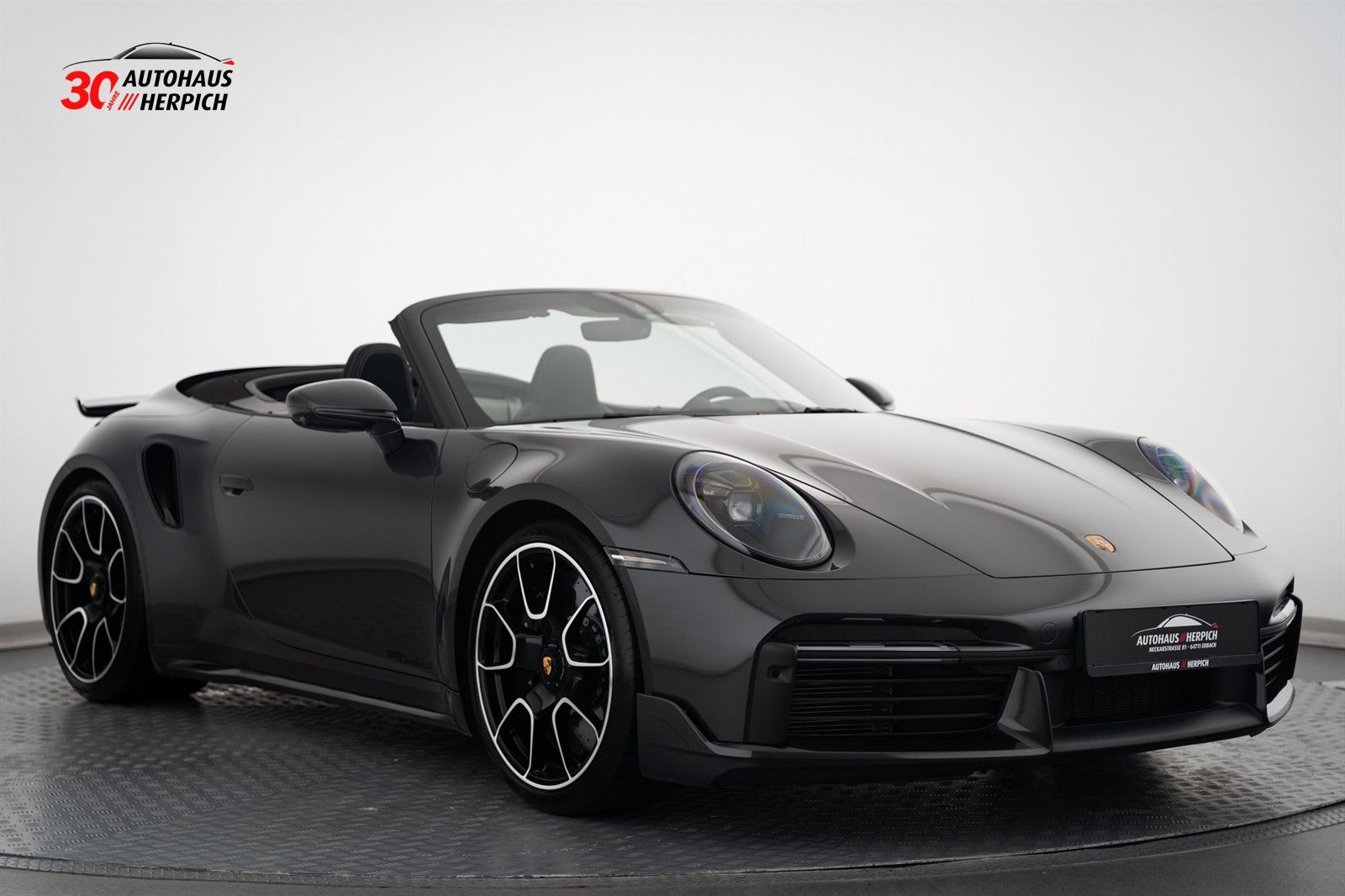 Porsche 992 Turbo S Cabrio PTS Grigiogranitometallic