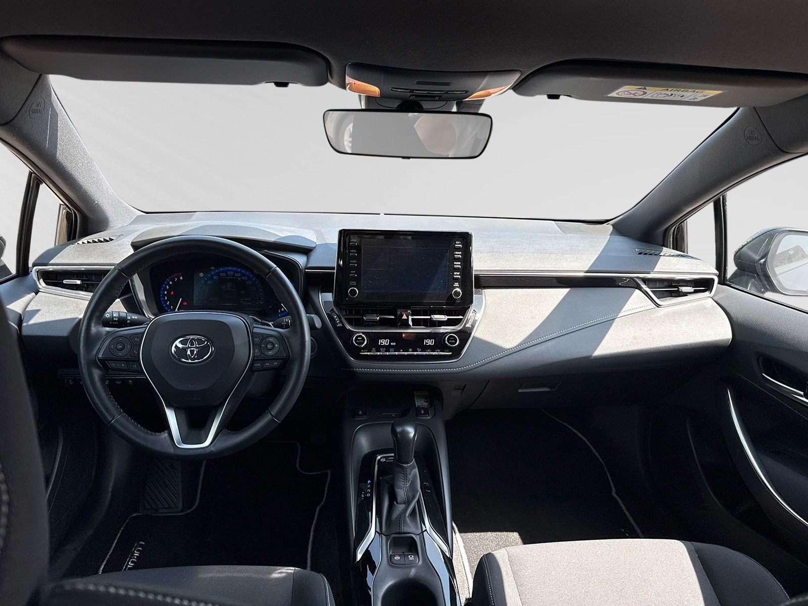 Toyota Corolla Touring Sports Hybrid - Samsaru's Car Outlet