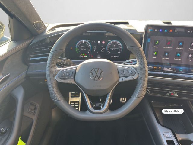 Volkswagen Passat 1,5 l eHybrid R-Line "Signature" AHK| Pan
