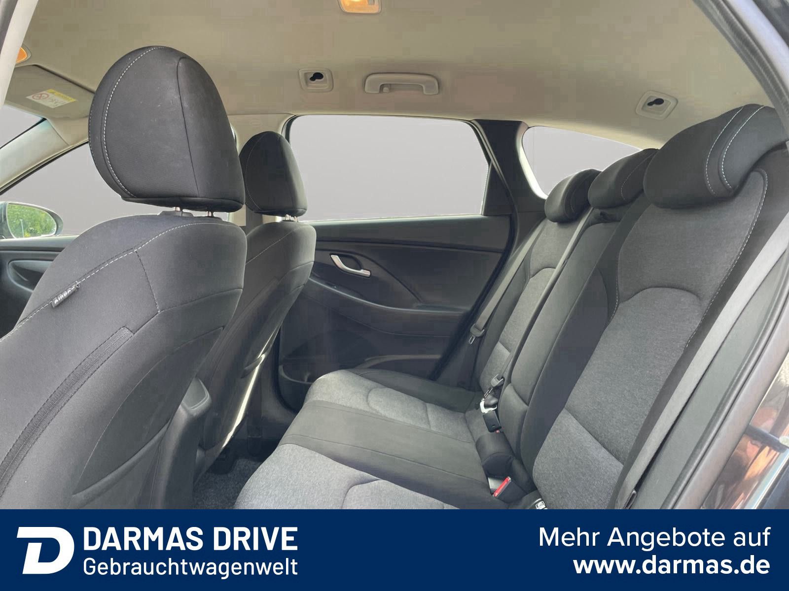 Hyundai i30 Kombi 1.0 Turbo 48V Trend - Samsaru's Car Outlet