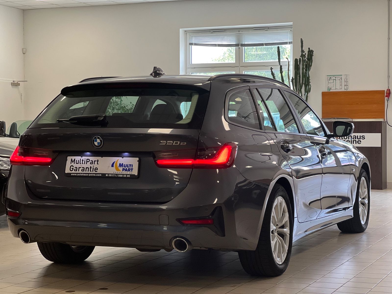 BMW 320e Advantage Aut - Samsaru's Car Outlet